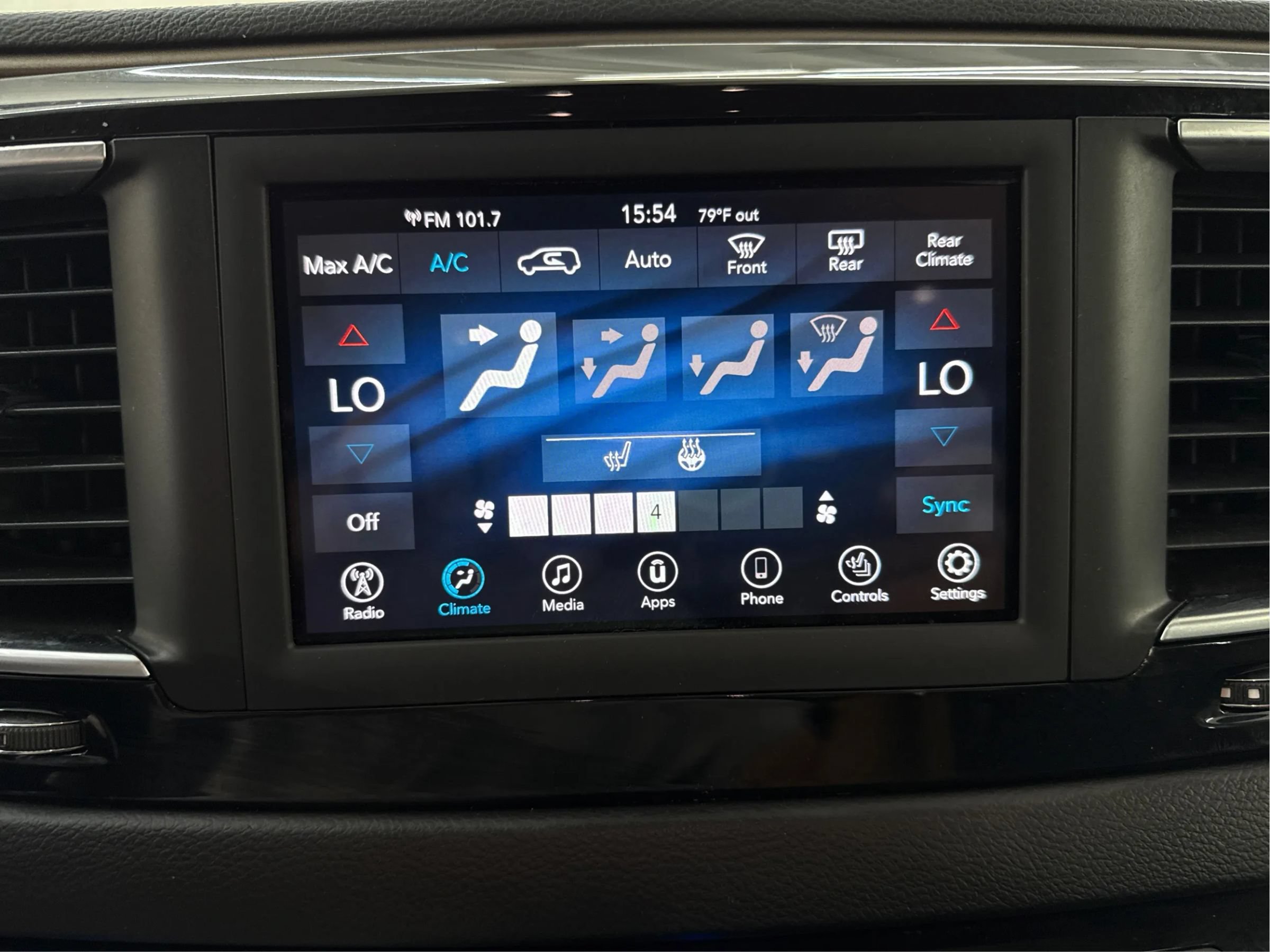 Used 2019 Chrysler Pacifica Touring-L FWD image 35