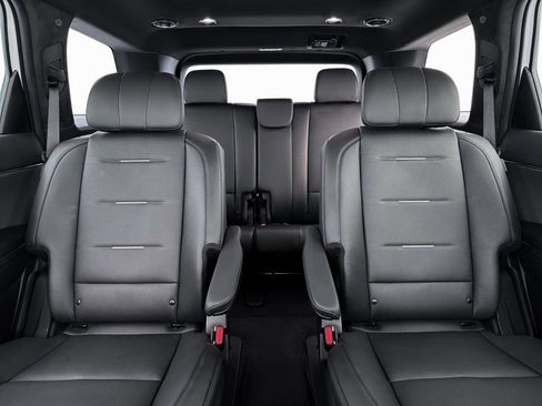 New 2026 Hyundai Palisade Calligraphy FWD image 16