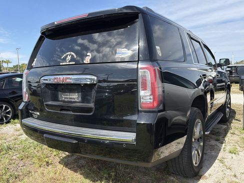 Used 2018 GMC Yukon Denali AWD/4WD image 7