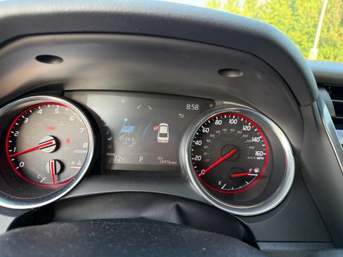 Used 2020 Toyota Camry XSE FWD image 17