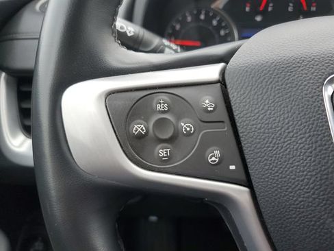 Used 2024 GMC Terrain SLT AWD/4WD image 24