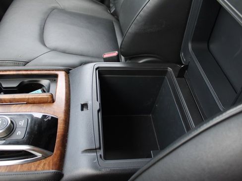 Used 2023 Nissan Armada SL image 50