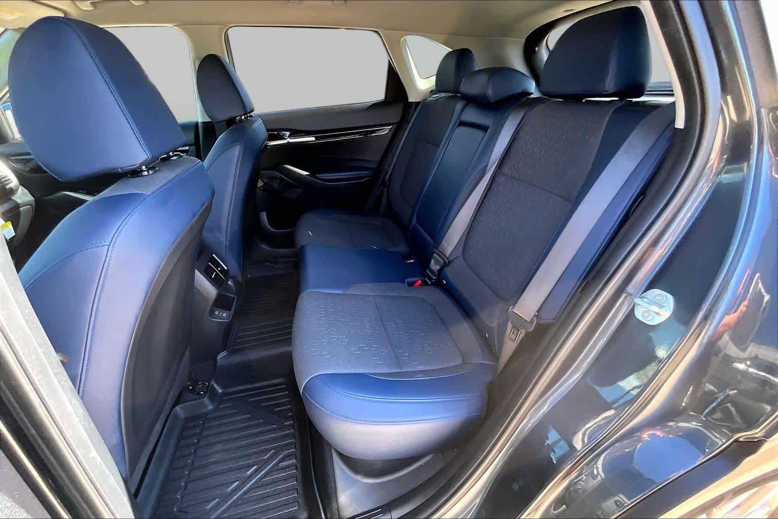 Used 2024 Kia Seltos S AWD/4WD image 19