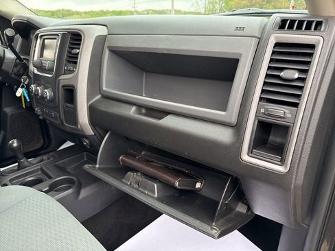 Used 2016 RAM 2500 Tradesman w/ Chrome Appearance Group AWD/4WD image 39