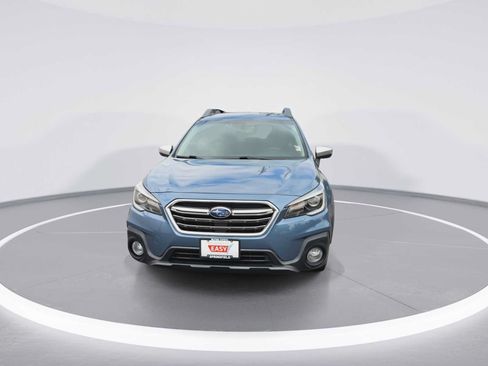 Used 2018 Subaru Outback 2.5i Limited w/ 50th Anniversary Edition AWD/4WD image 3
