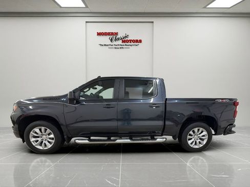 Used 2022 Chevrolet Silverado 1500 Custom w/ LPO, Dark Essentials Package image 4
