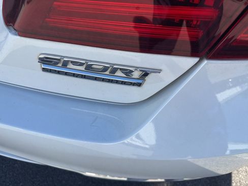 Used 2017 Honda Accord Sport Special Edition image 3