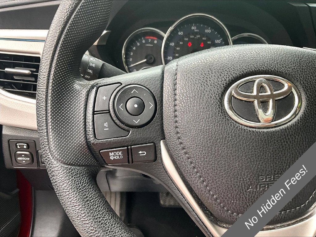 Used 2014 Toyota Corolla LE FWD image 16