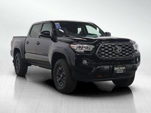 Used 2021 Toyota Tacoma SR5 w/ Trail Edition image 7