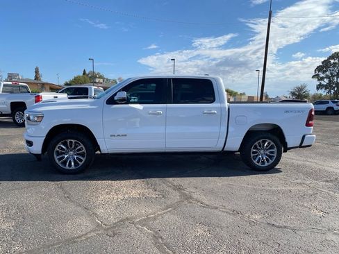 Used 2023 RAM 1500 Laramie AWD/4WD image 3