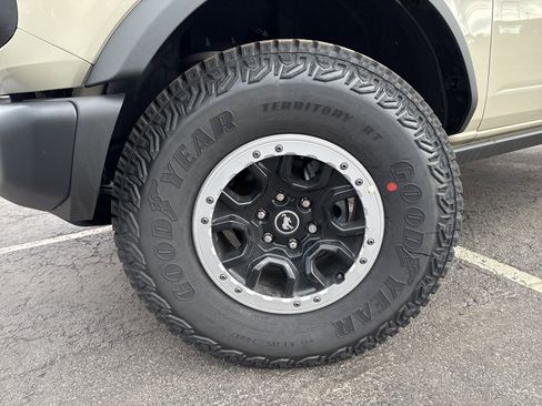 New 2025 Ford Bronco Big Bend w/ Black Diamond Package image 35