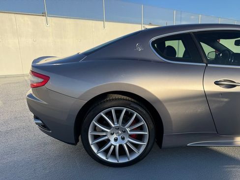 Used 2010 Maserati GranTurismo S RWD image 15