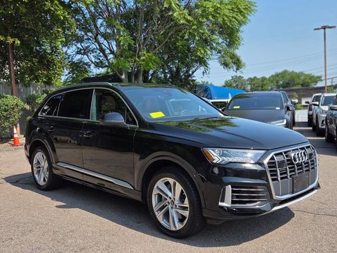 Used 2023 Audi Q7 3.0T Premium w/ Convenience Package AWD/4WD image 7