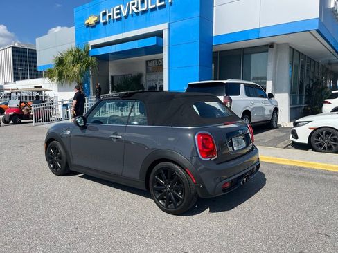 Used 2019 MINI Cooper S w/ Signature Upholstery Package FWD image 4