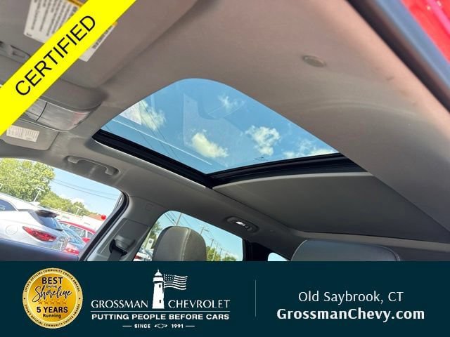 Used 2025 Chevrolet Blazer LT w/ Sound & Technology Package AWD/4WD image 18