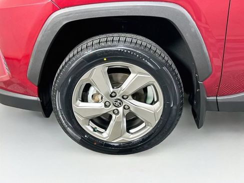 Used 2021 Toyota RAV4 Limited AWD/4WD image 38