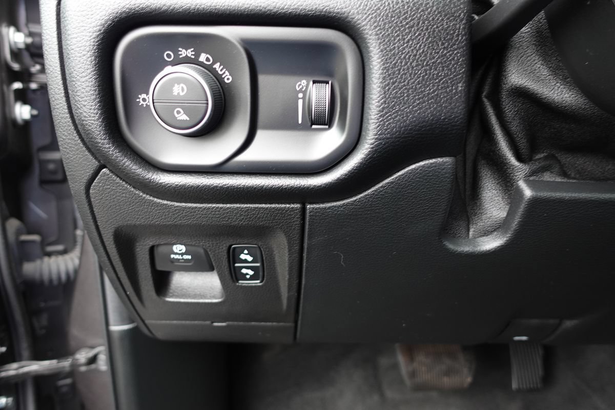 Used 2020 RAM 1500 Big Horn AWD/4WD image 57