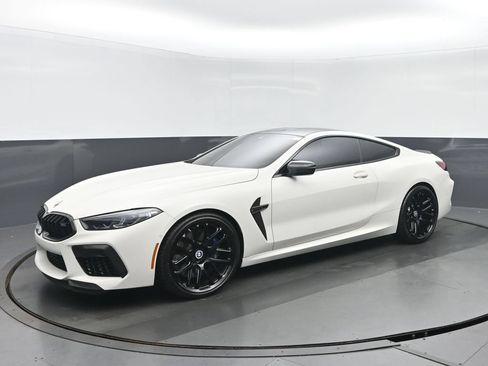 Used 2023 BMW M8 Competition w/ M Carbon Exterior Package AWD/4WD image 7