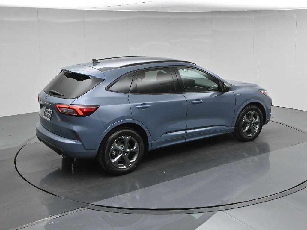 Used 2024 Ford Escape ST-Line w/ Tech Pack #1 FWD image 35