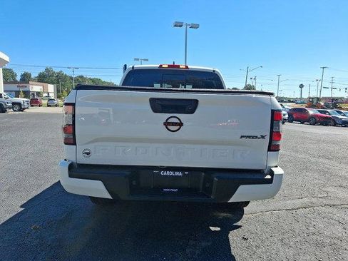 Used 2022 Nissan Frontier Pro-X image 5