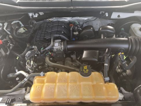 Used 2019 Ford F150 XLT image 30