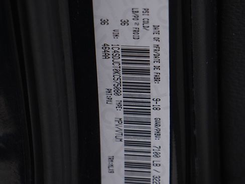 Used 2019 Dodge Durango R/T w/ Technology Group image 30