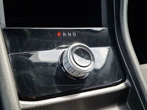 Used 2023 Jeep Grand Cherokee Laredo X AWD/4WD image 17