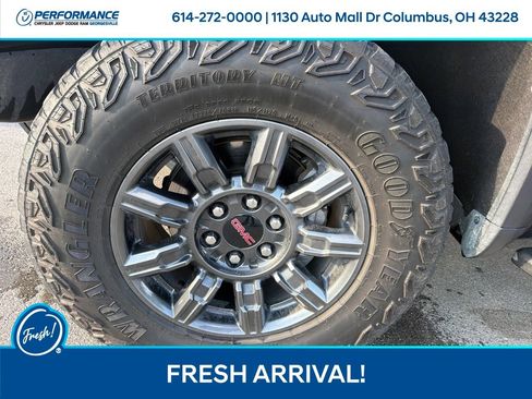 Used 2024 GMC Sierra 1500 AT4X AWD/4WD image 24