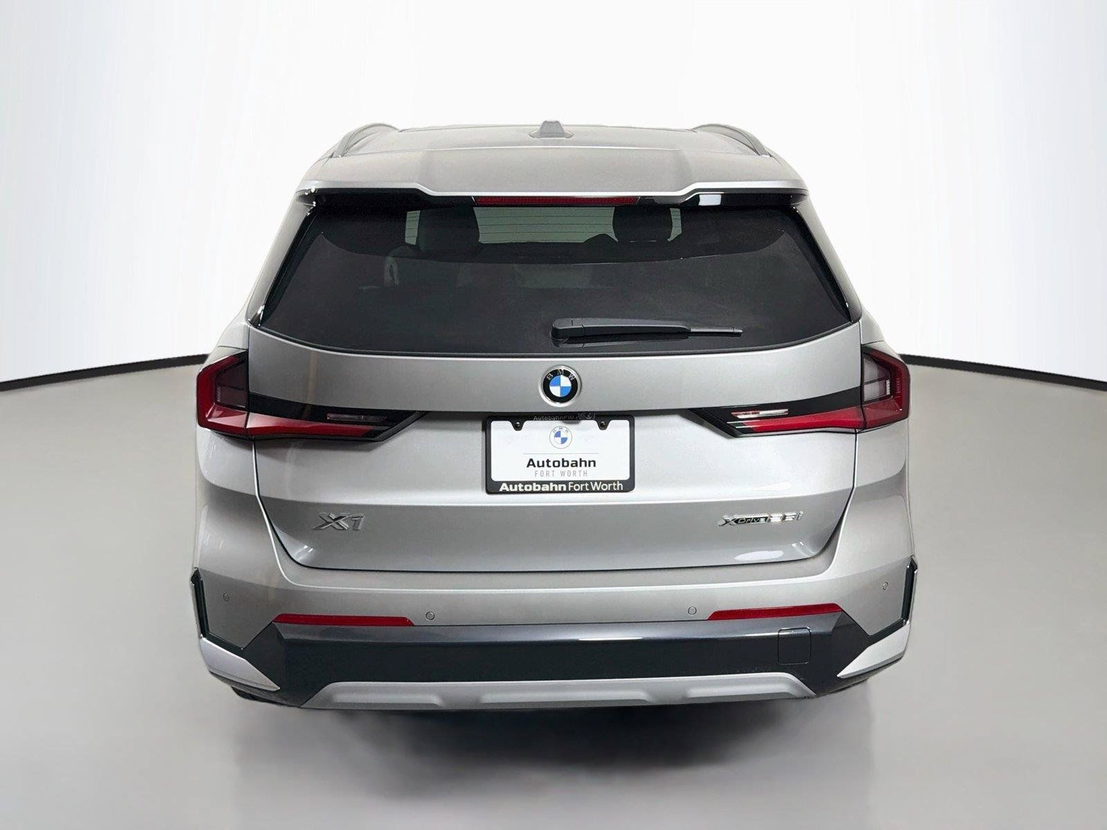 New 2027 BMW X1 xDrive28i AWD/4WD image 6