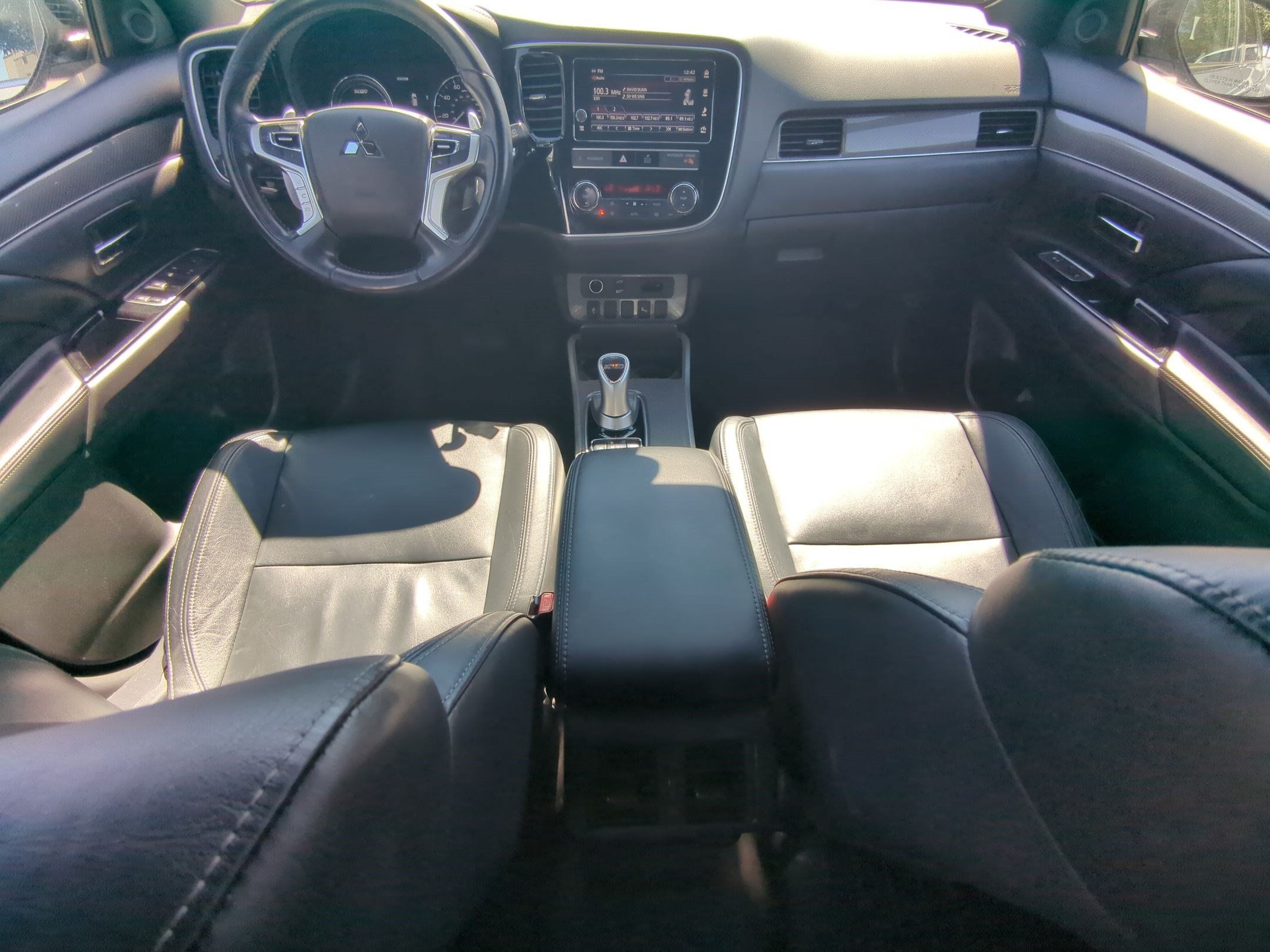 Used 2019 Mitsubishi Outlander SEL AWD/4WD image 29