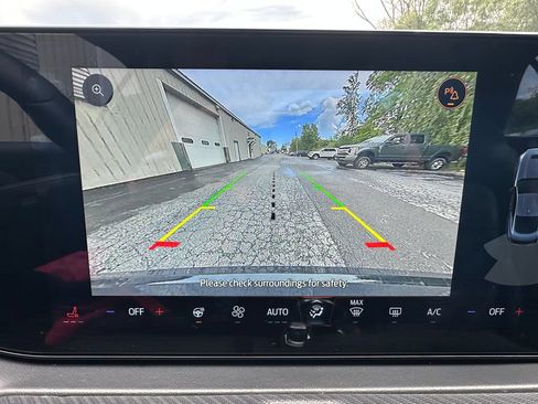 Used 2025 Ford Mustang Premium RWD image 6