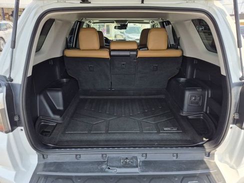 Used 2021 Toyota 4Runner SR5 Premium w/ Moonroof Package AWD/4WD image 9