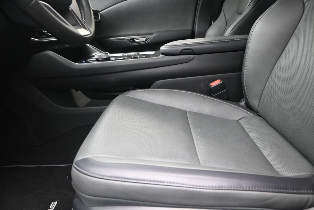 Certified 2024 Lexus RZ 300e Premium w/ Accessory Package (Z1) FWD image 13