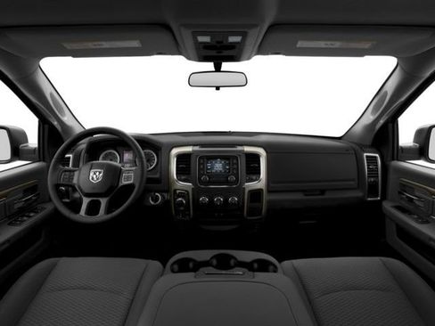 Used 2017 RAM 1500 Classic SLT RWD image 9