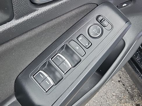 Used 2022 Honda Civic Sport image 14