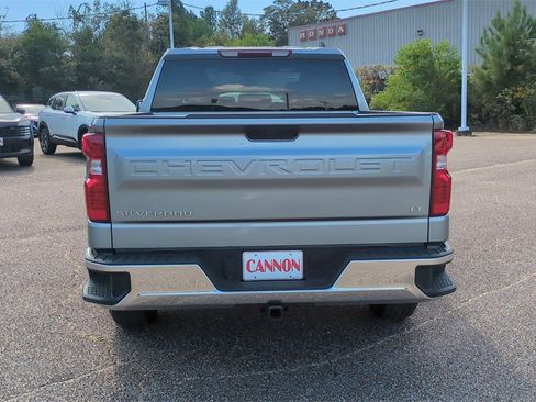 Used 2025 Chevrolet Silverado 1500 LT image 6