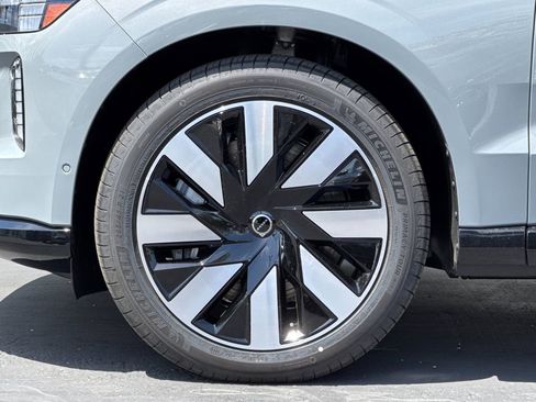 New 2026 Volvo EX90 Ultra AWD/4WD image 25