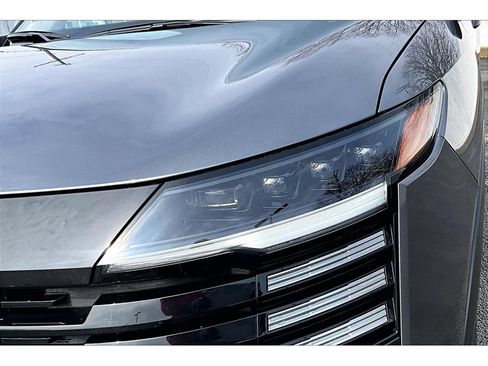 Used 2025 Nissan Kicks SV image 30