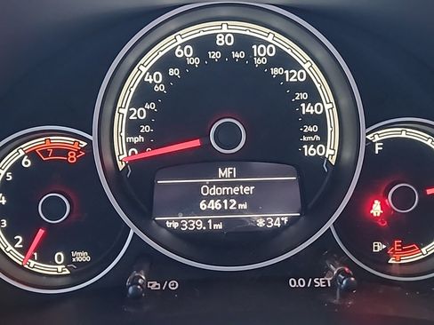 Used 2018 Volkswagen Beetle 2.0T SE image 16