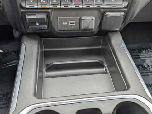 Used 2021 Chevrolet Silverado 1500 LTZ image 24