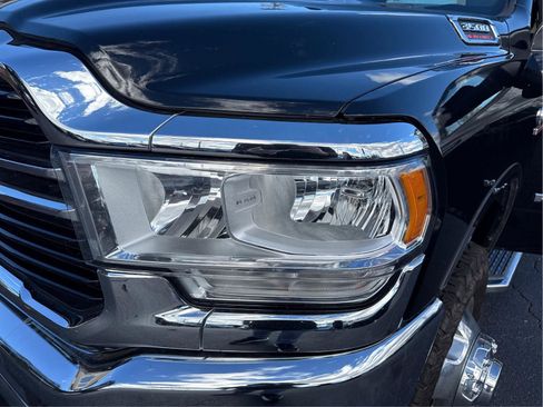 Used 2021 RAM 3500 Big Horn image 22