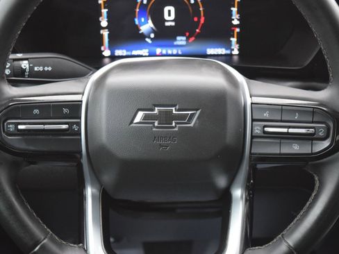 Used 2023 Chevrolet Colorado LT w/ LT Convenience Package II image 23