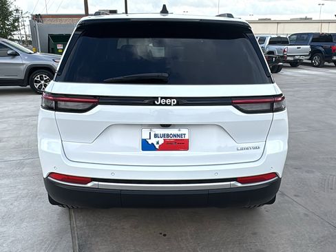 New 2026 Jeep Grand Cherokee Limited w/ MOPAR Finishing Package RWD image 6