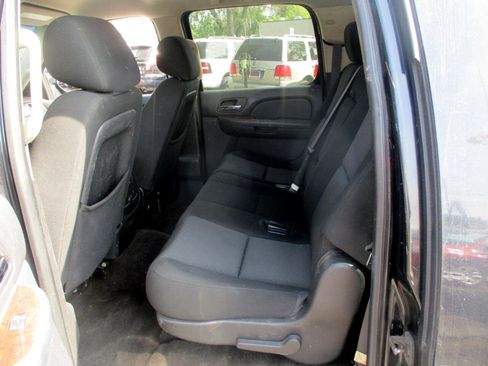 Used 2012 Chevrolet Suburban LS w/ All-Star Edition image 7