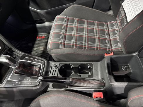 Used 2017 Volkswagen GTI S image 77