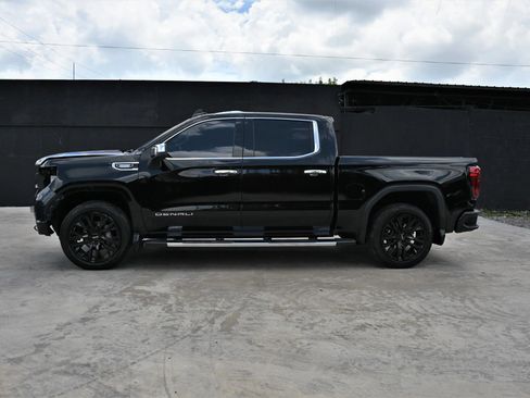 Used 2023 GMC Sierra 1500 Denali AWD/4WD image 7