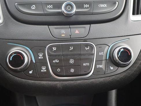 Used 2025 Chevrolet Malibu LT FWD image 27
