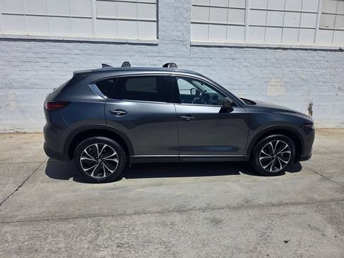 Used 2022 MAZDA CX-5 AWD 2.5 S w/ Premium Plus Pkg image 3