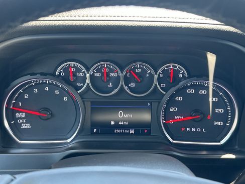 Used 2021 Chevrolet Silverado 1500 LTZ w/ Z71 Off-Road Package image 23