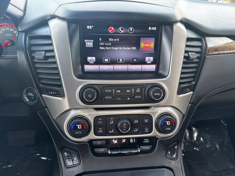 Used 2015 GMC Yukon Denali w/ Premium Package AWD/4WD image 28